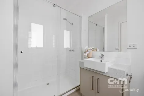 Property photo of 2/23-25 Sefton Street Pascoe Vale VIC 3044