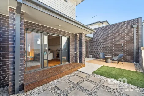 Property photo of 2/23-25 Sefton Street Pascoe Vale VIC 3044