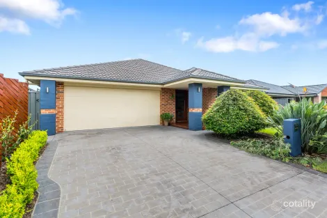 26 WATERVIEW AVE, HAYWARDS BAY, NSW 2530