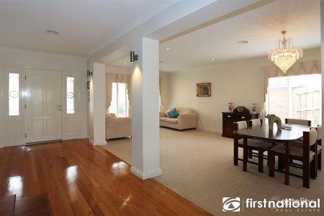 Property photo of 37 Cambridge Drive Berwick VIC 3806