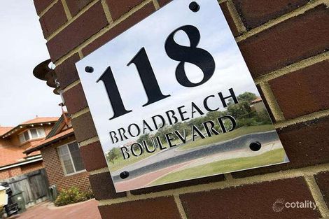 Property photo of 118 Broadbeach Boulevard Hillarys WA 6025