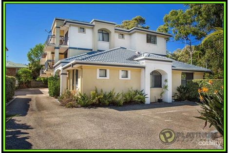 Property photo of 2/129 Muir Street Labrador QLD 4215