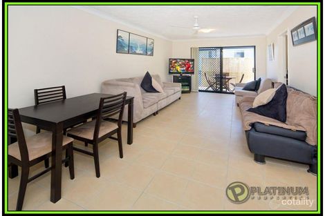 Property photo of 2/129 Muir Street Labrador QLD 4215