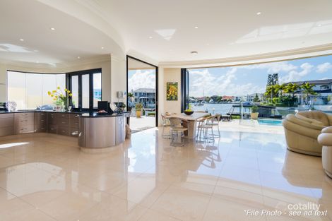Property photo of 18 Brittanic Crescent Paradise Point QLD 4216