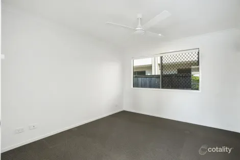 Property photo of 16 William Boulevard Pimpama QLD 4209