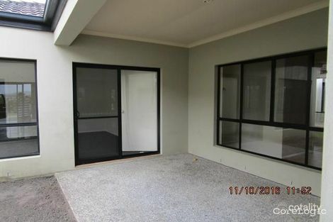 Property photo of 9 Carina Peak Drive Varsity Lakes QLD 4227