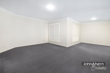 Property photo of 28 Faculty Circuit Meadowbrook QLD 4131