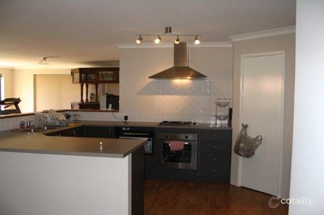 Property photo of 25 Walton Approach Dalyellup WA 6230