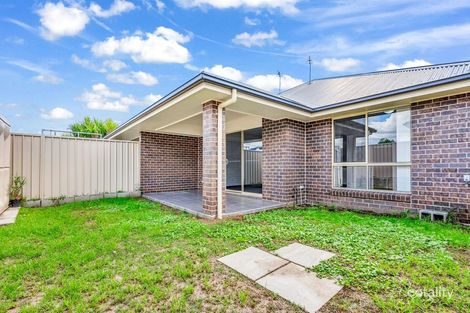 Property photo of 2/3 Traders Way Heddon Greta NSW 2321