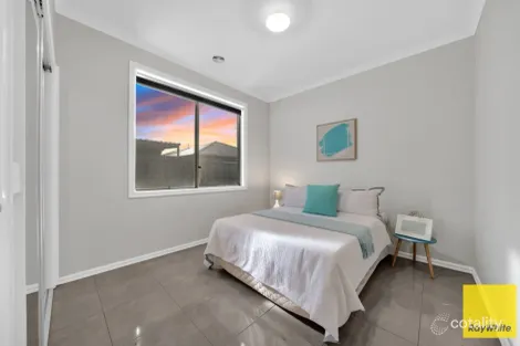 Property photo of 20 Andross Circuit Tarneit VIC 3029