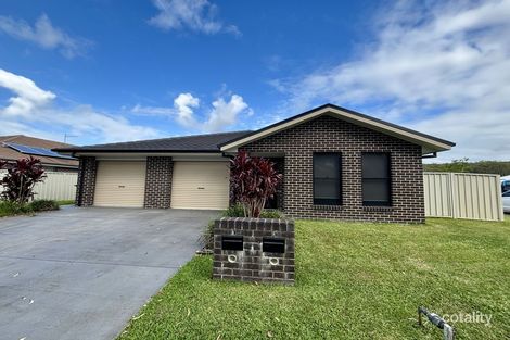Property photo of 15-15A Sunshine Circuit Emerald Beach NSW 2456