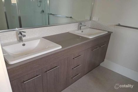 Property photo of 75 Ravensbourne Crescent North Lakes QLD 4509