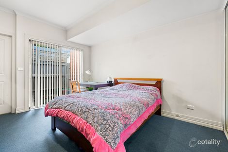 Property photo of 2/8 Hourigan Avenue Clayton VIC 3168