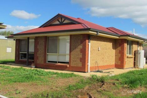 15 Bethesda Rd, Lewiston, SA 5501