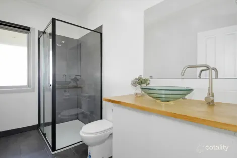 Property photo of 35 Alexander Street Macleay Island QLD 4184