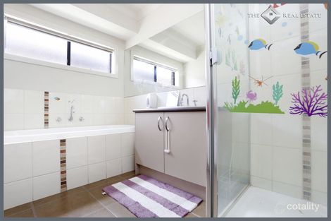 Property photo of 64 Donnici Drive Keysborough VIC 3173