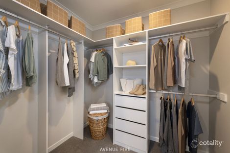 Property photo of 10 Buchanan Boulevard Armstrong Creek VIC 3217