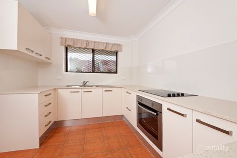 Property photo of 5/3 Robert Street Labrador QLD 4215