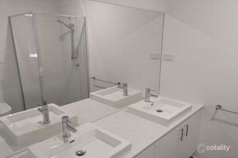 50 Wattle Cres, Beaconsfield, VIC 3807