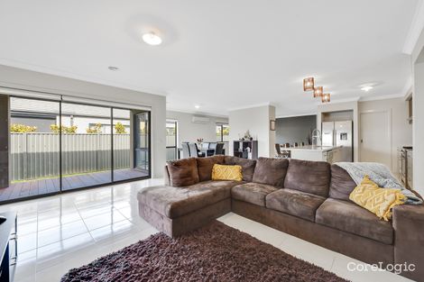 Property photo of 10 Clarence Place Cranbourne East VIC 3977