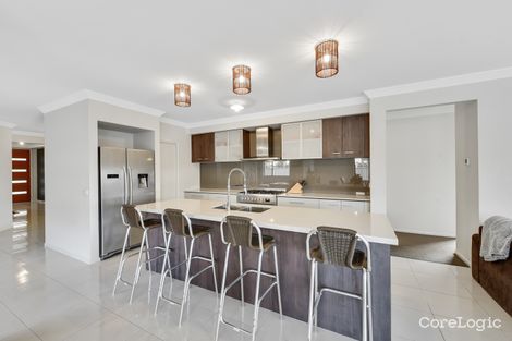 Property photo of 10 Clarence Place Cranbourne East VIC 3977