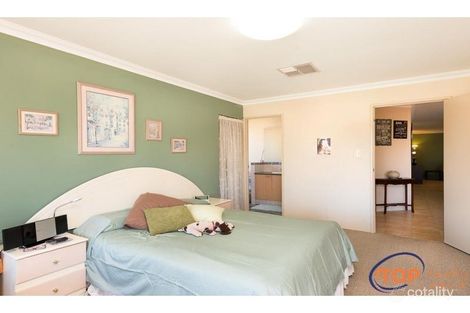 Property photo of 14 Lakefront Avenue Beeliar WA 6164