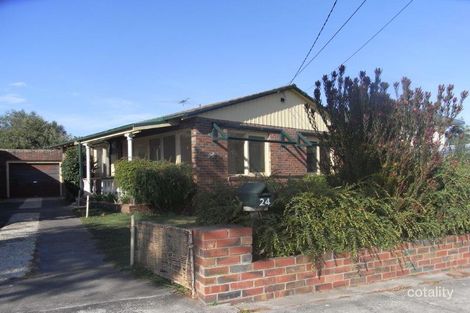 24 Bruce St, Cranbourne, VIC 3977