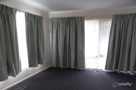 Property photo of 24 Bruce Street Cranbourne VIC 3977