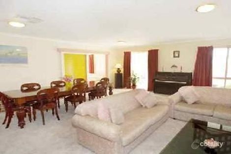 38 Roseland Gr, Doncaster, VIC 3108