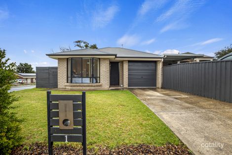 Property photo of 1 Gunn Close Morphett Vale SA 5162