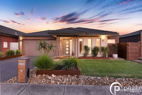 Property photo of 40 Fieldstone Crescent Cranbourne North VIC 3977