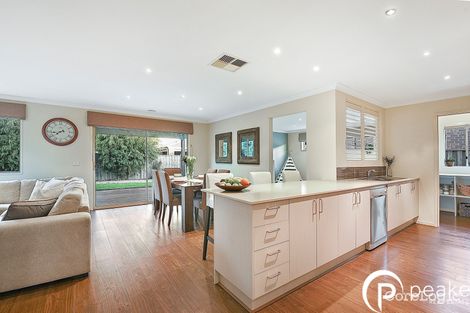 Property photo of 40 Fieldstone Crescent Cranbourne North VIC 3977