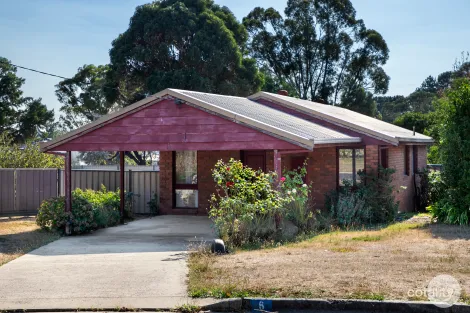 Property photo of 6 Phillip Street Creswick VIC 3363