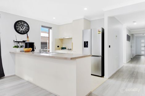 Property photo of 4 Spaniel Lane Pakenham VIC 3810