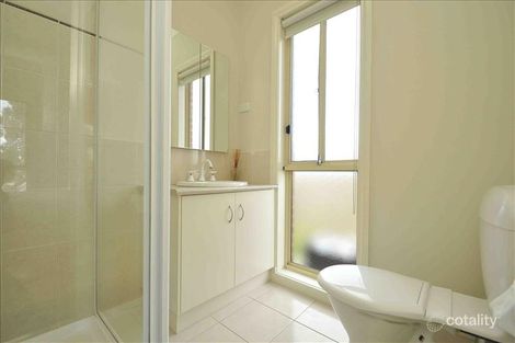 Property photo of 13 Flowerdale Crescent Roxburgh Park VIC 3064