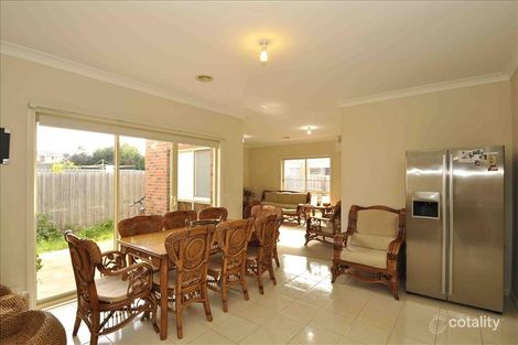 Property photo of 13 Flowerdale Crescent Roxburgh Park VIC 3064