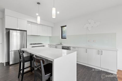 Property photo of 1/3 Station Street Burwood VIC 3125