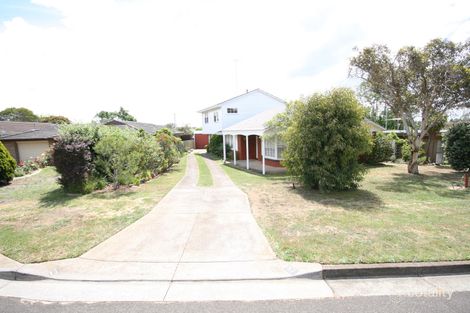 11 Amberley Ct, Highton, VIC 3216