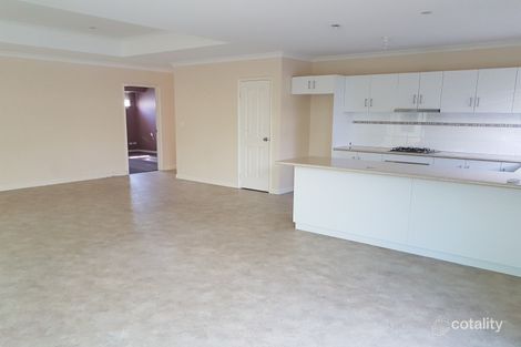 Property photo of 5 Lowe Court Australind WA 6233