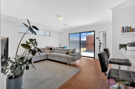 Property photo of 21 Duxbury Loop Wellard WA 6170