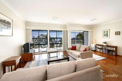 Property photo of 10 The Avenue Bundeena NSW 2230