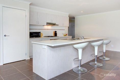 Property photo of 14 Parkedge Circuit Rosebud VIC 3939
