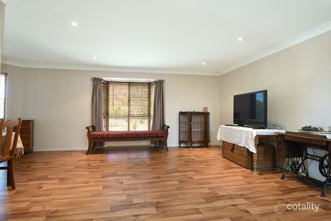 Property photo of 3 Harvey Court Glenvale QLD 4350