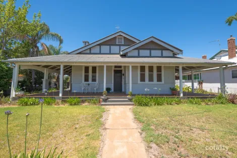 46 Court St, West Wyalong, NSW 2671