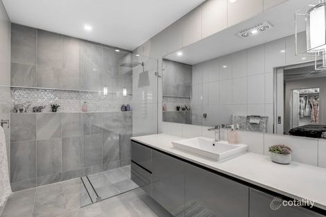 Property photo of 78 Webcke Crescent Kleinton QLD 4352