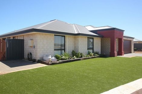 Property photo of 32 Melaleuca Drive Woorree WA 6530