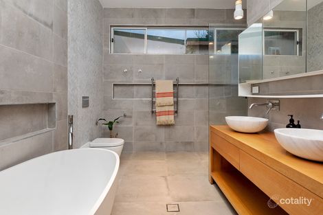 Property photo of 10 Cook Street Turrella NSW 2205