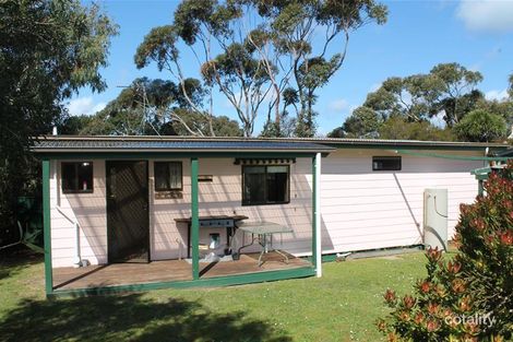 Property photo of 5 Bernard Court Smiths Beach VIC 3922