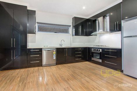 Property photo of 2/2 Dubbo Street Albion VIC 3020