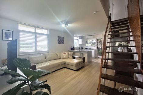 Property photo of 1/74 Pacific Parade Bilinga QLD 4225